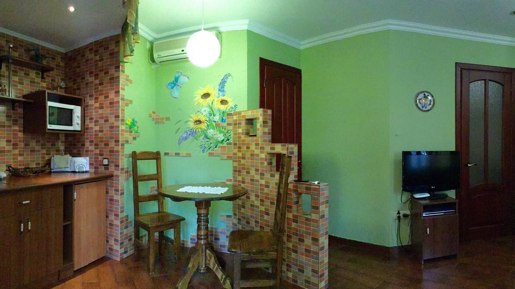 Odelana Apartments Odessa Zimmer foto