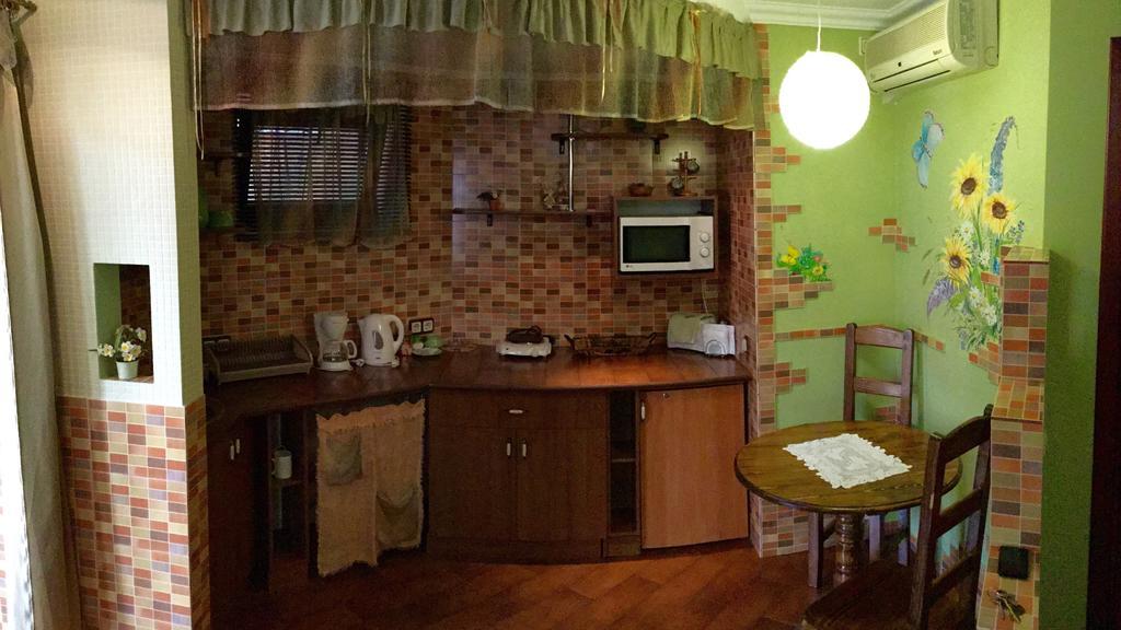 Odelana Apartments Odessa Zimmer foto